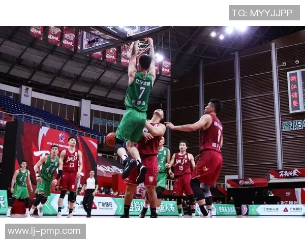 腾讯CBA辽宁队对阵福建队精彩直播全程回顾与赛后分析