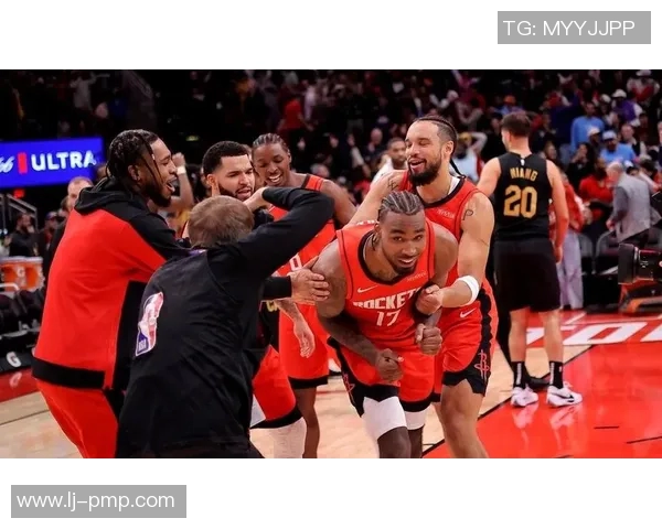 2019年火箭队与雄鹿队激战回顾：精彩瞬间与战术分析