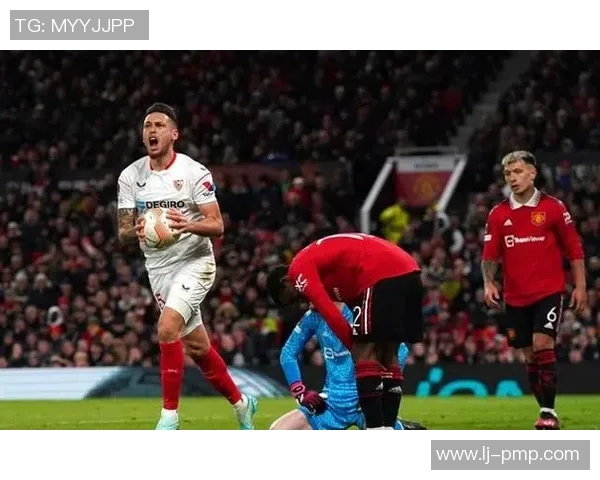 曼联与纽卡素对决精彩回顾球迷热议比赛亮点与精彩瞬间