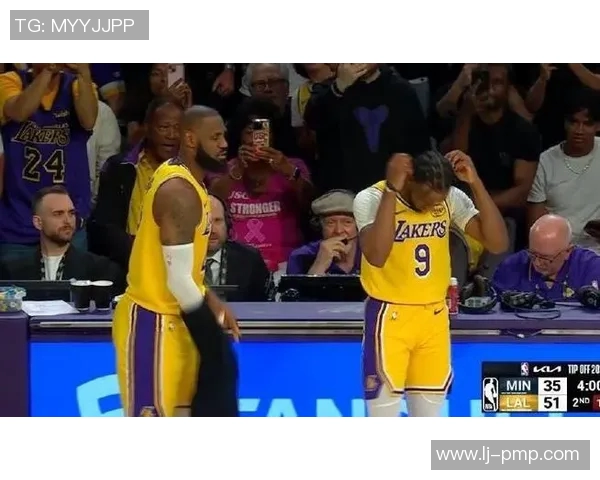 詹姆斯父子齐聚篮球舞台布朗尼正式宣布参加NBA选秀